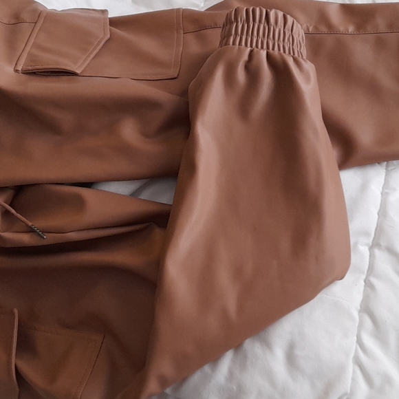 Faux leather Cargo baggy pants size L - Picture 2 of 4